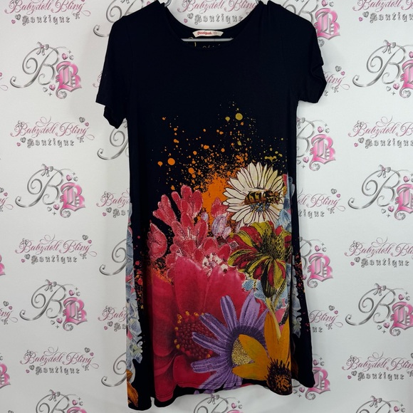 Desigual Dresses & Skirts - Desigual dress flowers bee 🐝 embroidered Black Floral Midi Dress